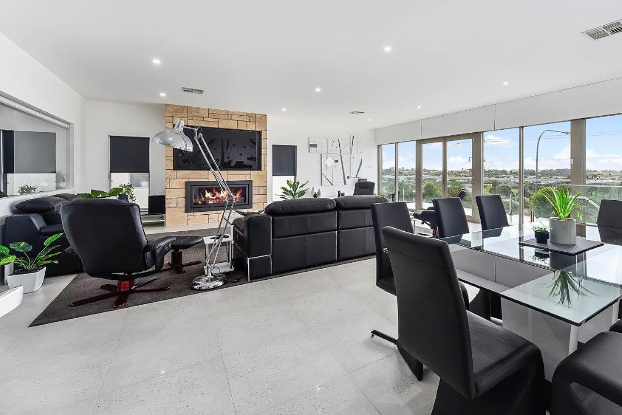 Kennedy Executive Townhouse Apartment Mount Gambier Bagian luar foto